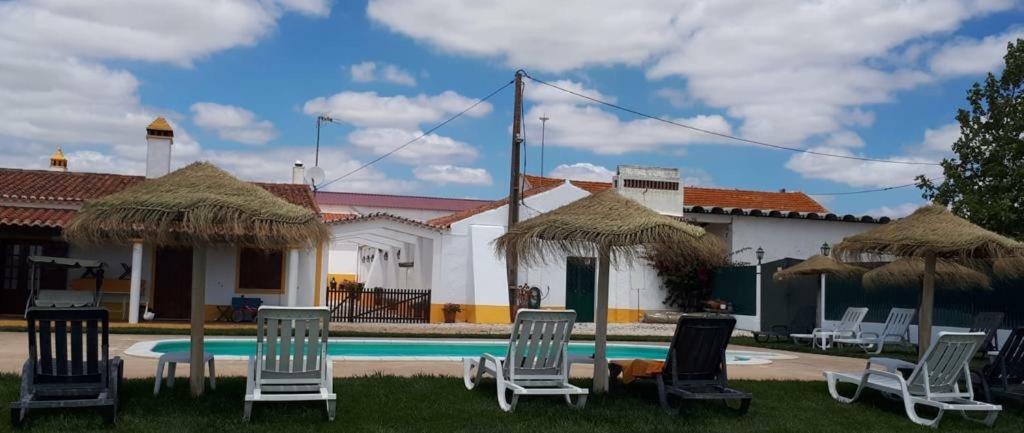 Pensjonat Agro-Turismo Do Roxo Ervidel Zewnętrze zdjęcie